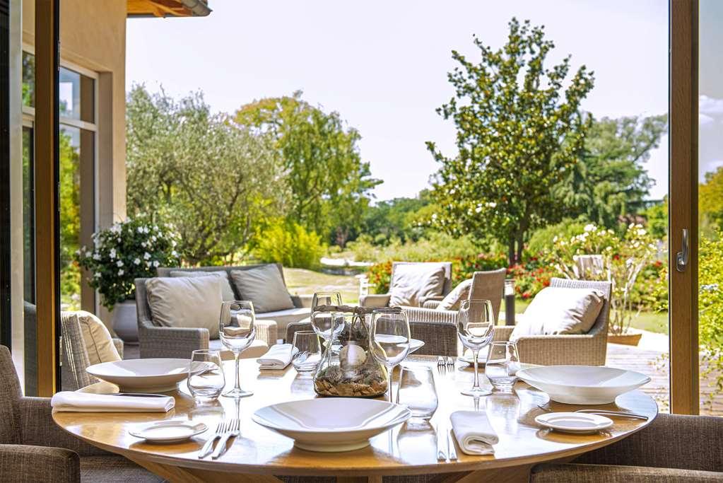 Chateau De Massillan Uchaux Εστιατόριο φωτογραφία